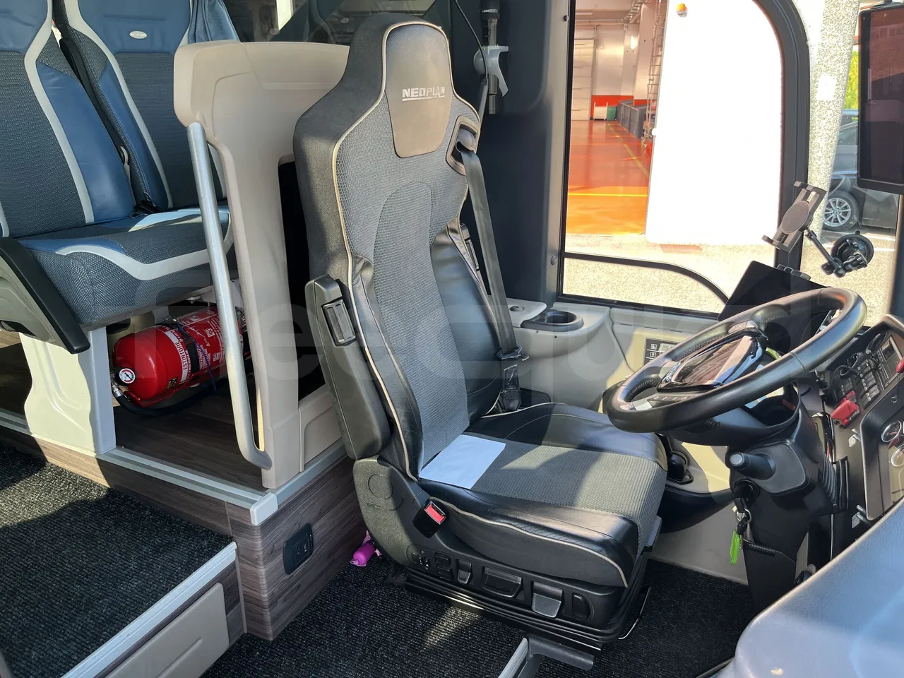 Neoplan Tourliner - Driver's Seat