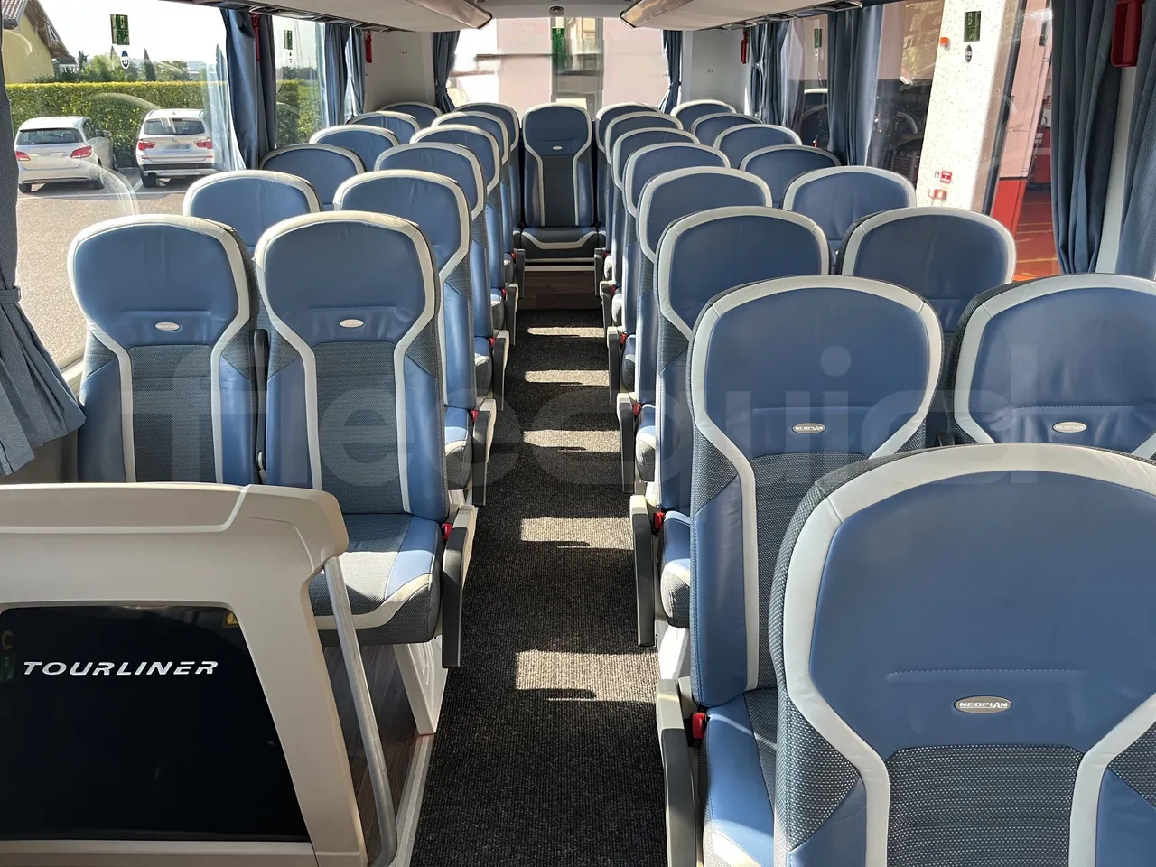 Neoplan Tourliner - Reverse Seats From Middle Position