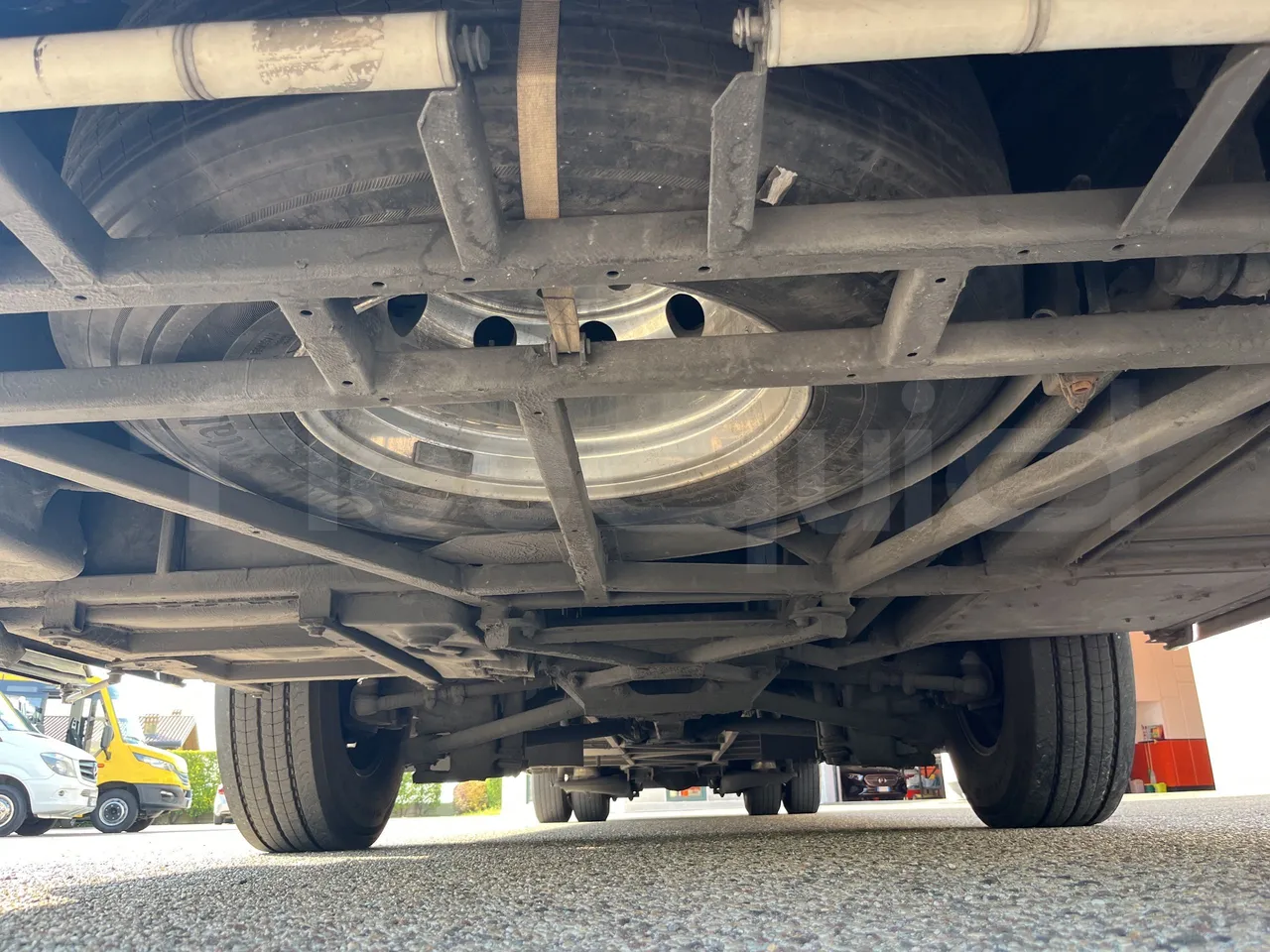 Neoplan Tourliner - Front Undercarriage