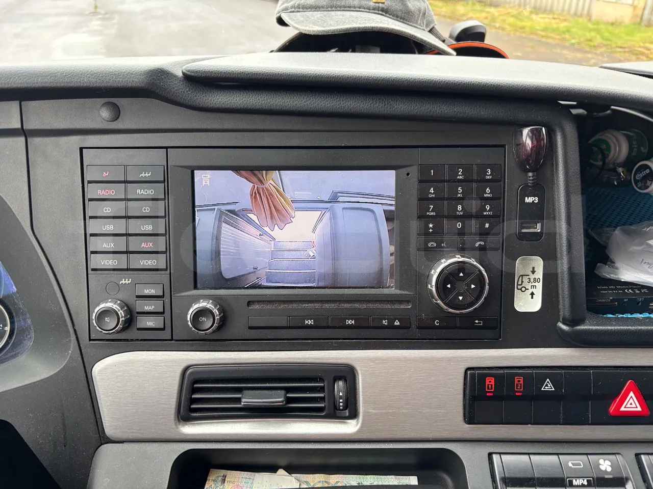 Setra S517 - Radio