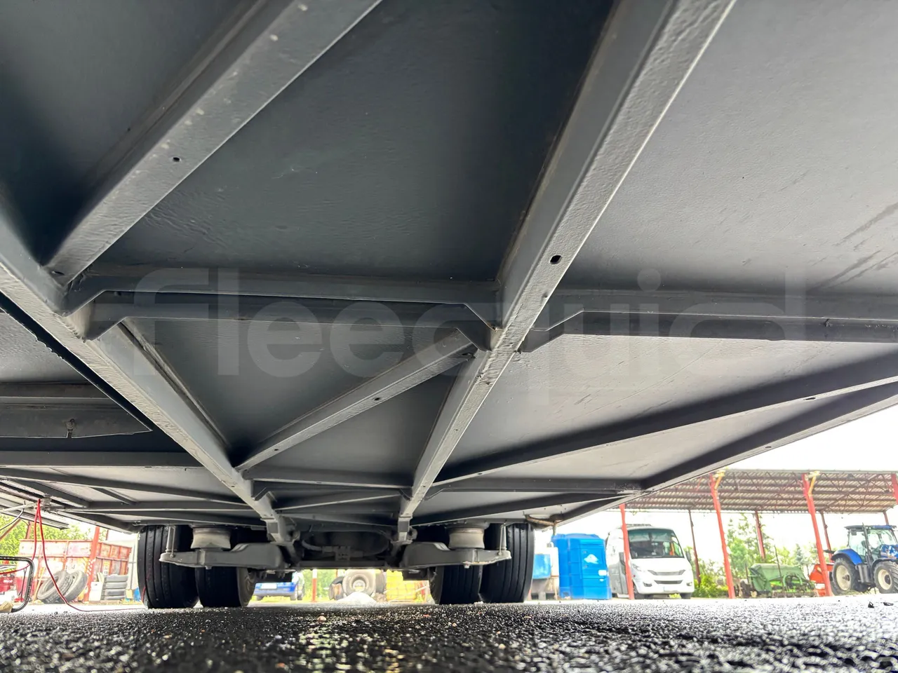 Setra S517 - Central Undercarriage