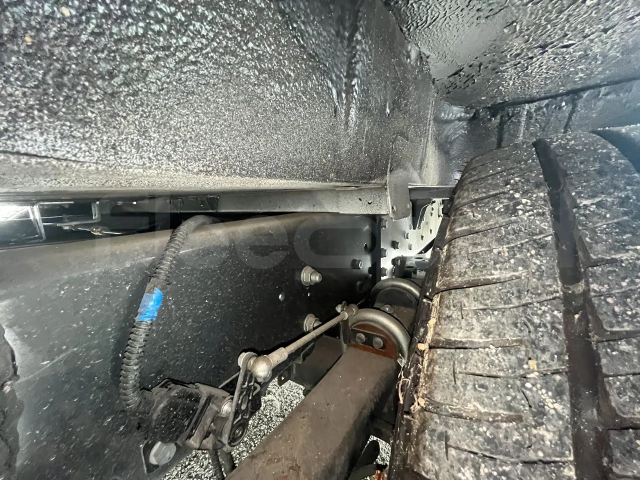 Iveco Daily - Second Axle Caliper Brakes Left Side
