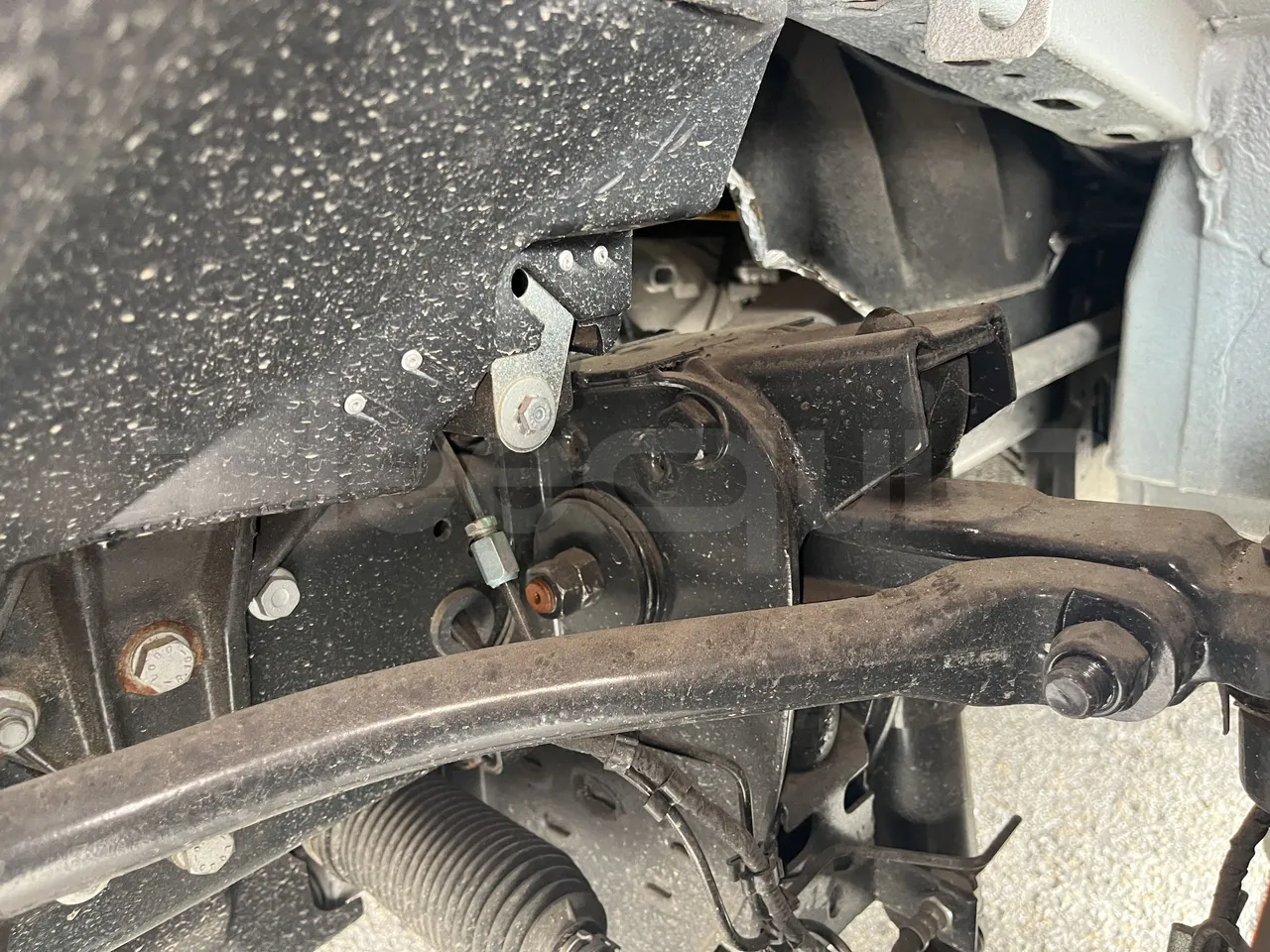 Iveco Daily - First Axle Shock Absorbers Left Side