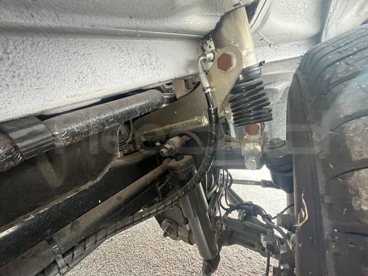 Iveco Daily - First Axle Shock Absorbers Right Side