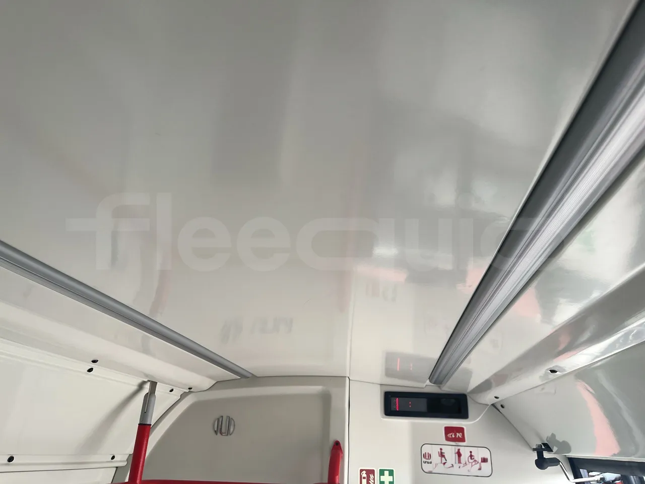Iveco Daily - Roof Hatch 1