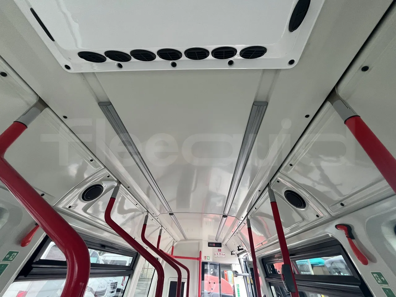 Iveco Daily - Overhead Compartments