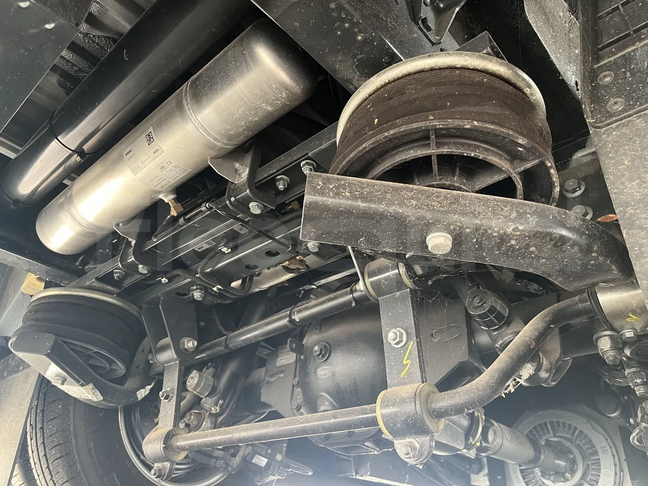 Iveco Daily - Second Axle Second Shock Absorbers Right Side