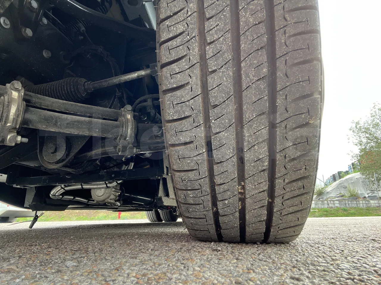 Iveco Daily - First Axle Left Side: Tyre Tread
