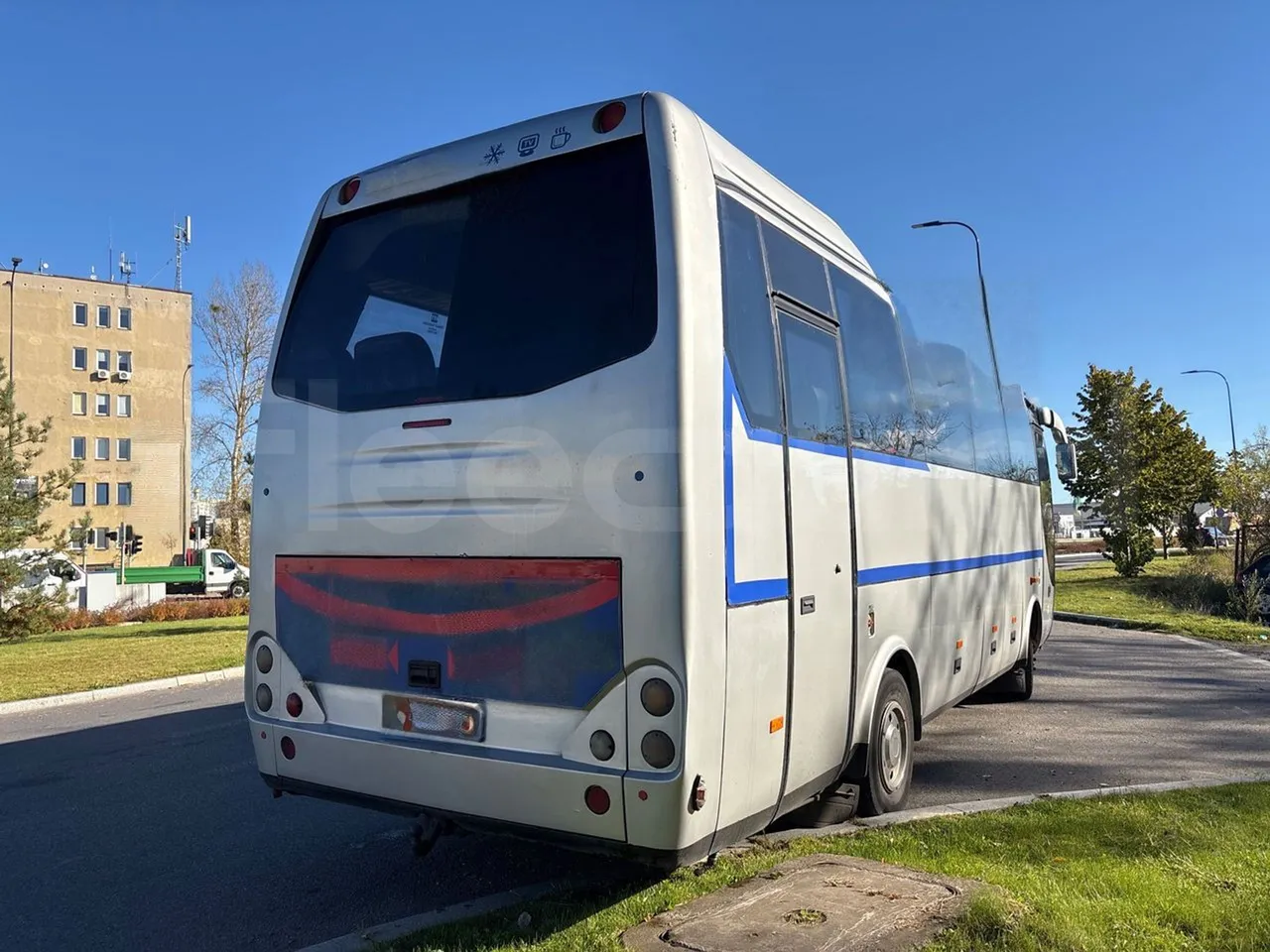 Temsa Opalin BGI9-EURO4-206kwH-8,4m - 3/4 right rear doors closed