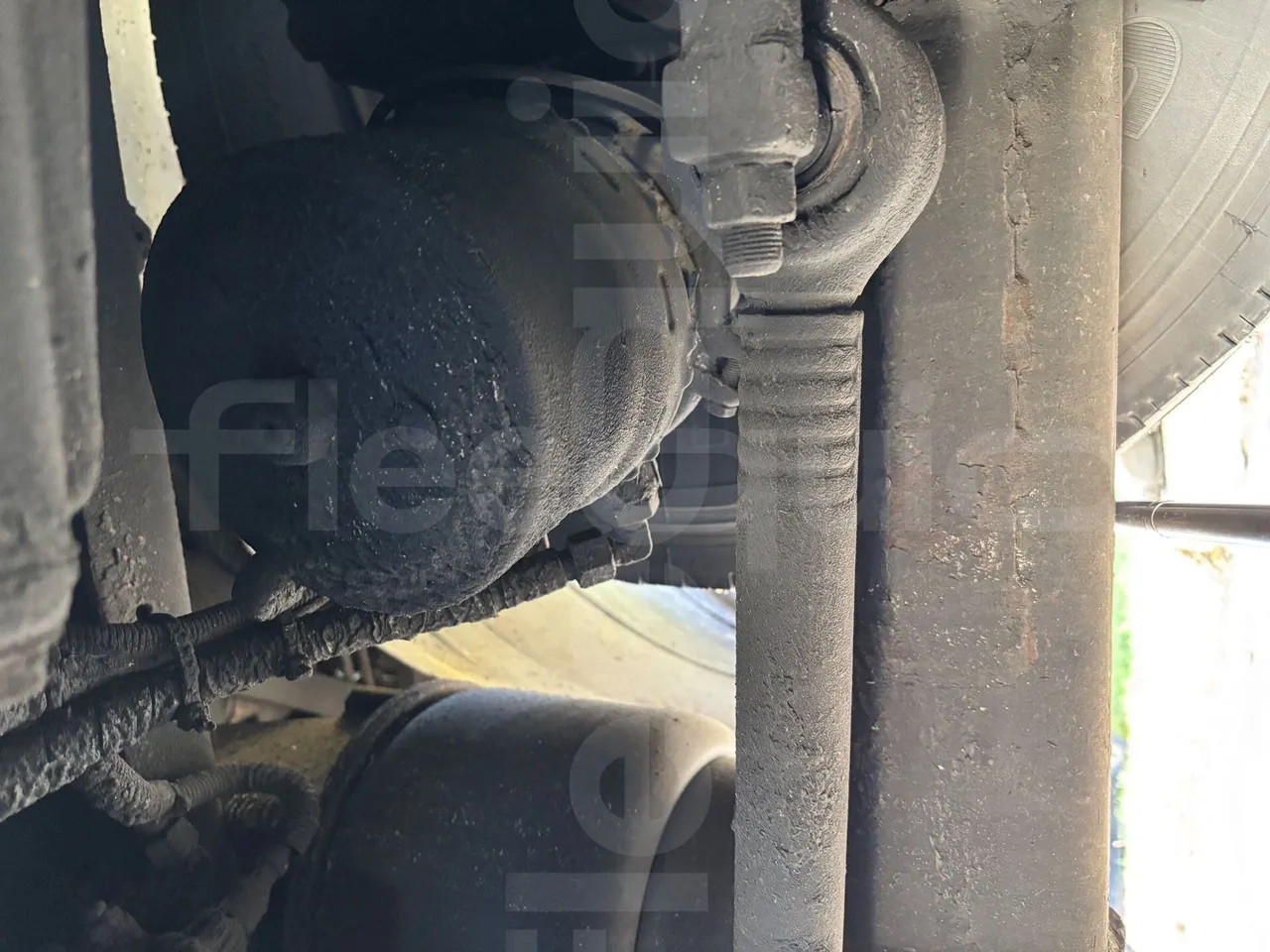 Temsa Opalin BGI9-EURO4-206kwH-8,4m - axle 2 caliper brakes right