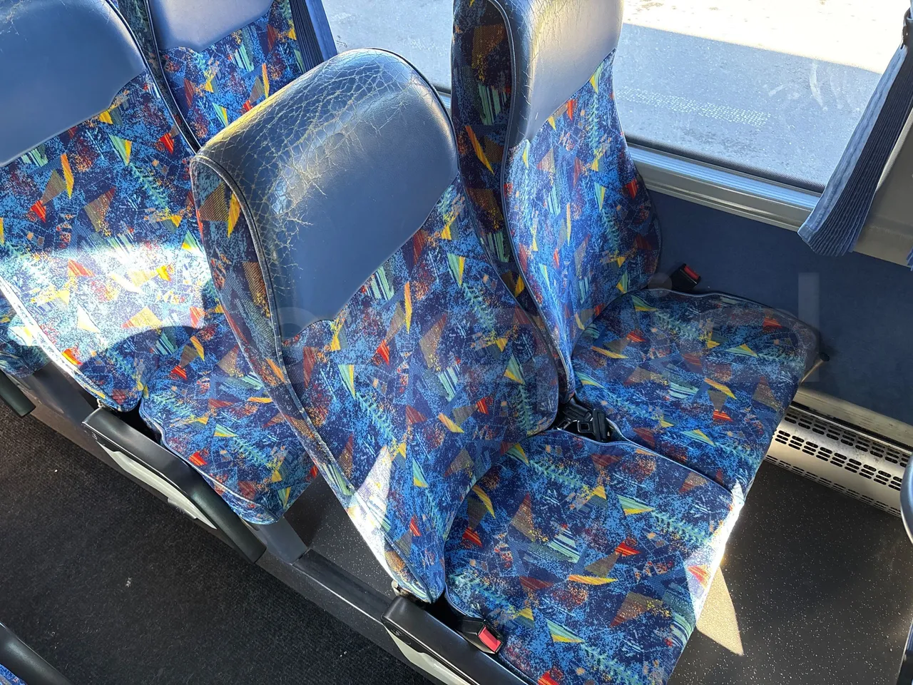 Temsa Opalin BGI9-EURO4-206kwH-8,4m - single seat detail