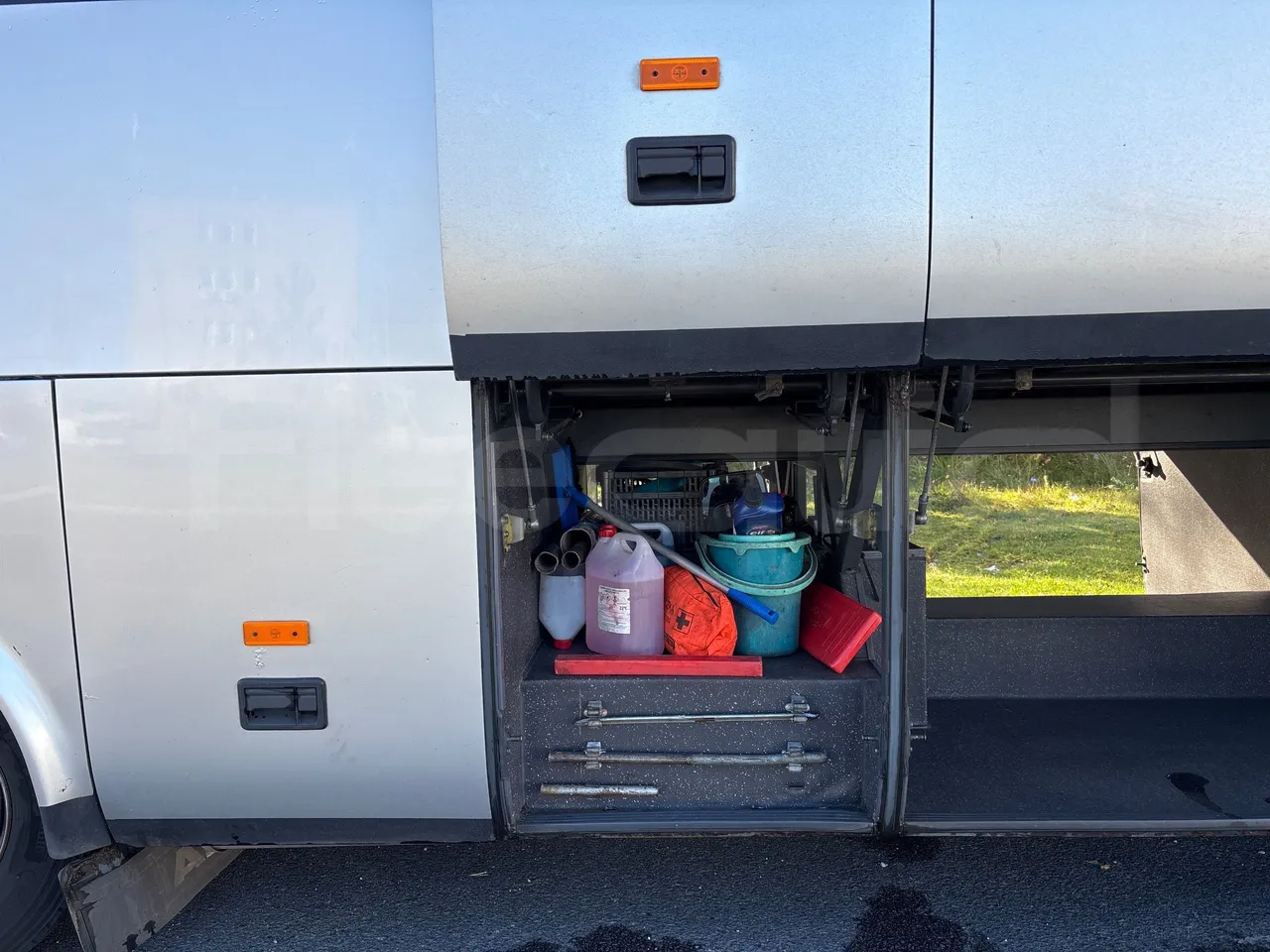 Temsa Opalin BGI9-EURO4-206kwH-8,4m - external compartments photo