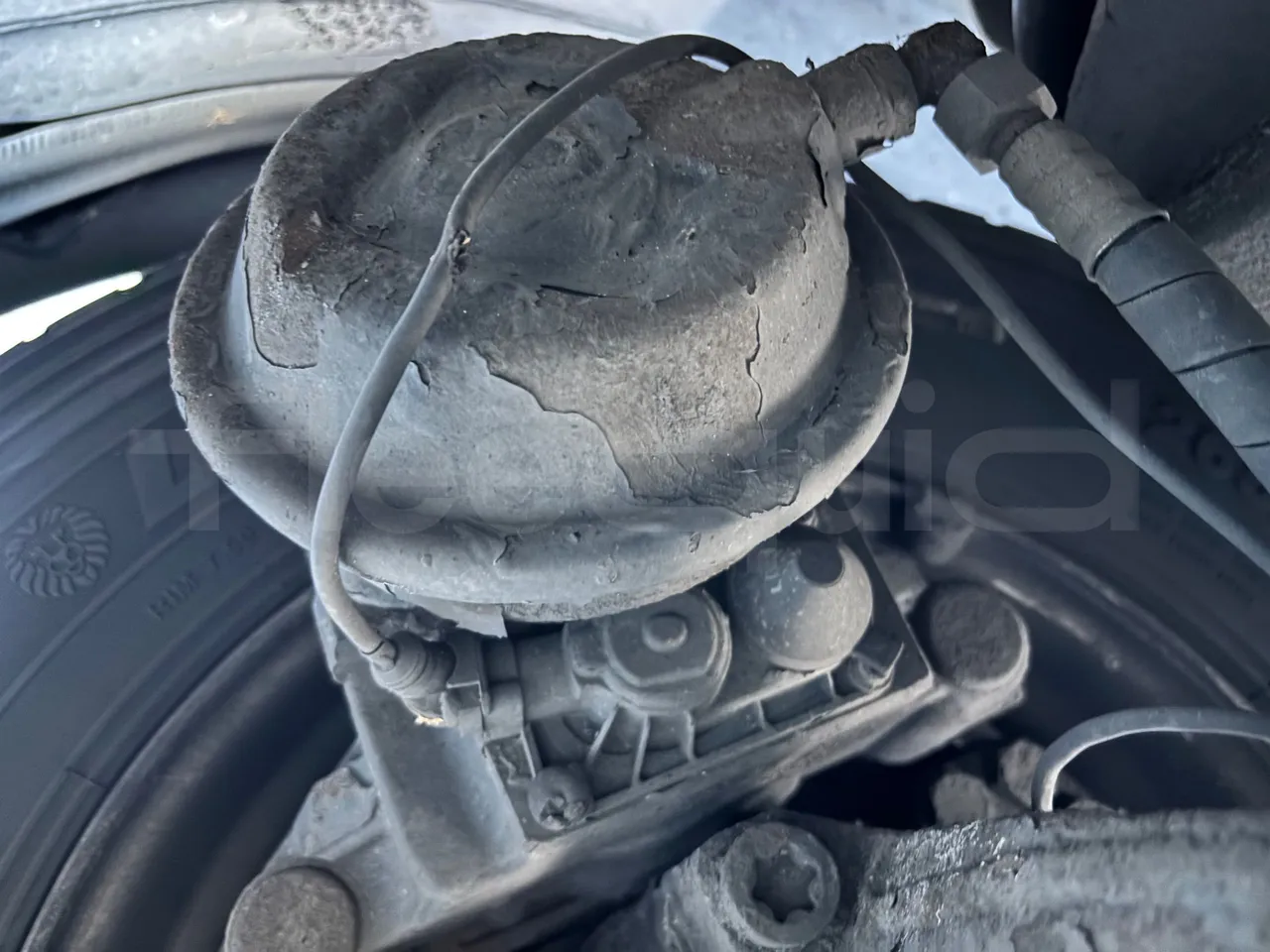 Temsa Opalin BGI9-EURO4-206kwH-8,4m - front brake calipers left