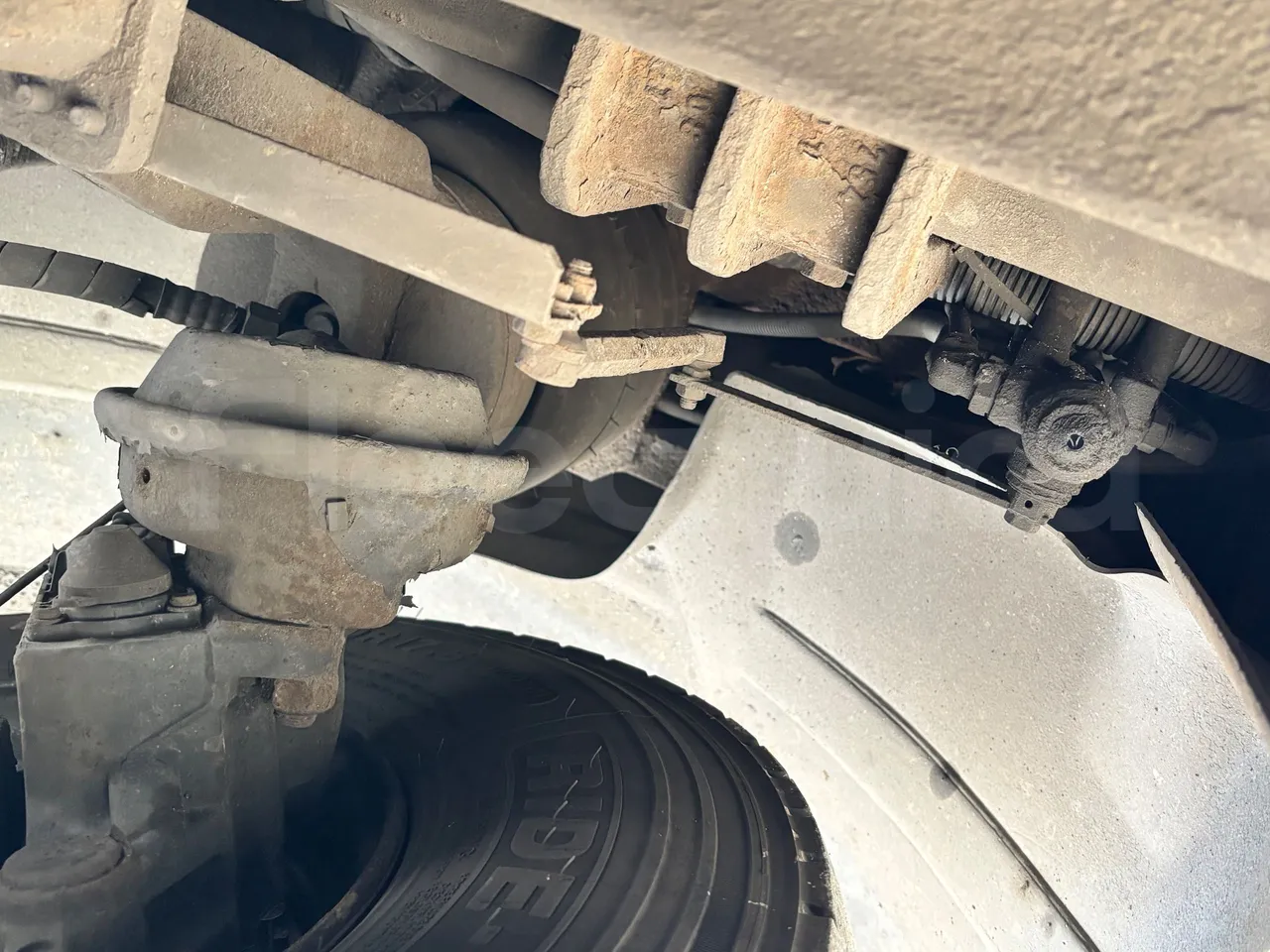 Temsa Opalin BGI9-EURO4-206kwH-8,4m - front brake calipers right