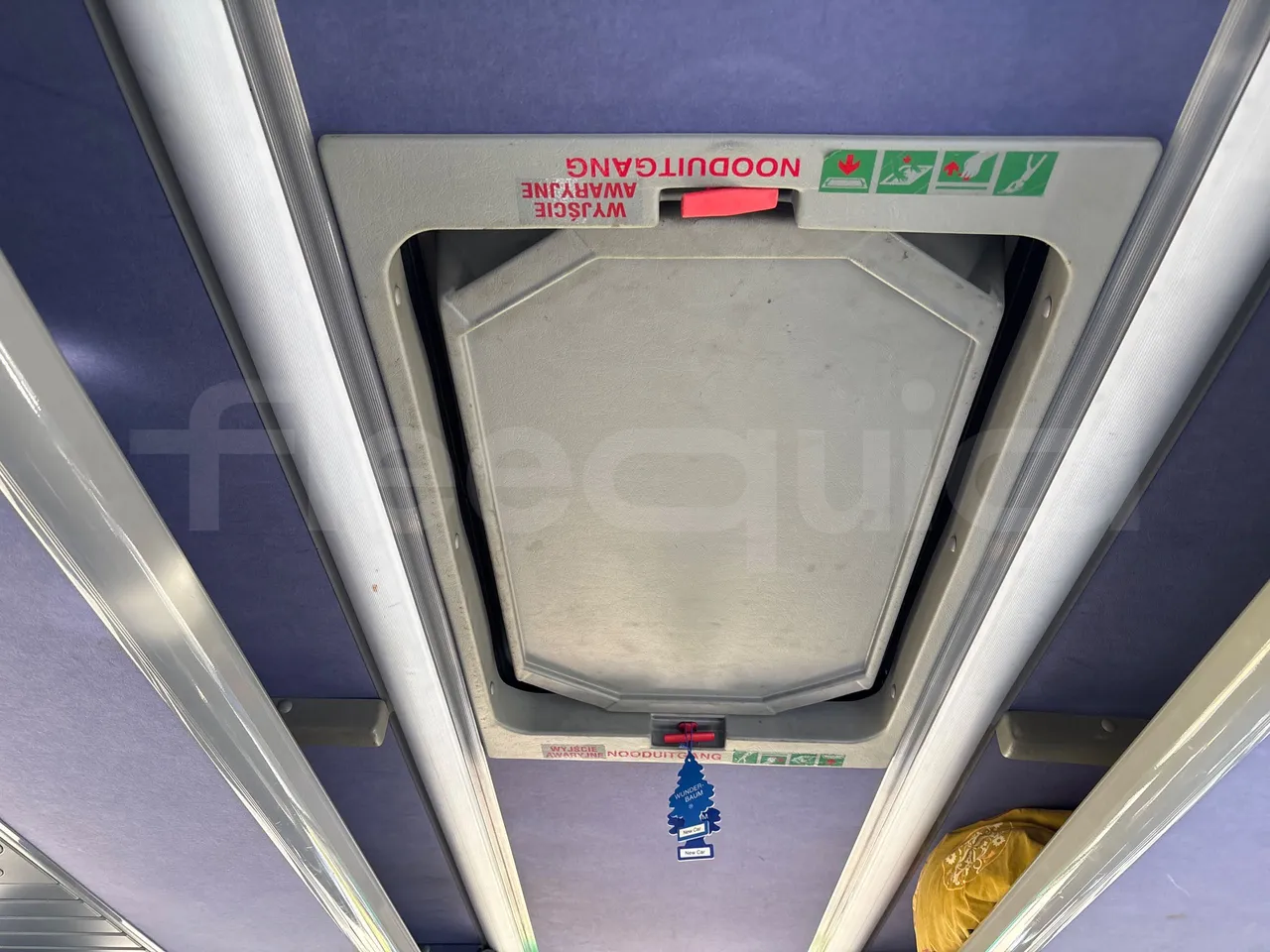 Temsa Opalin BGI9-EURO4-206kwH-8,4m - roof hatch 1