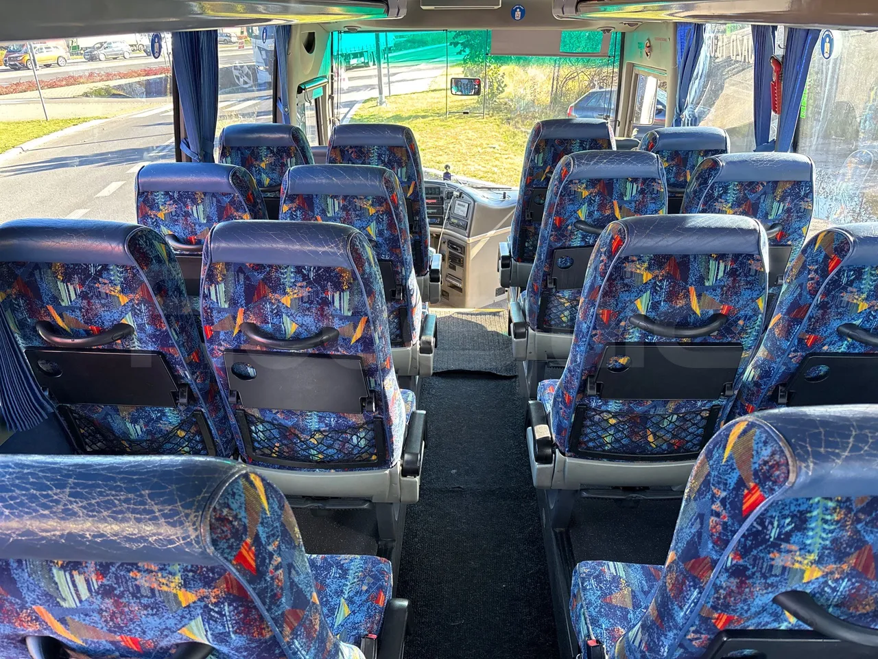 Temsa Opalin BGI9-EURO4-206kwH-8,4m - forward view middle aisle