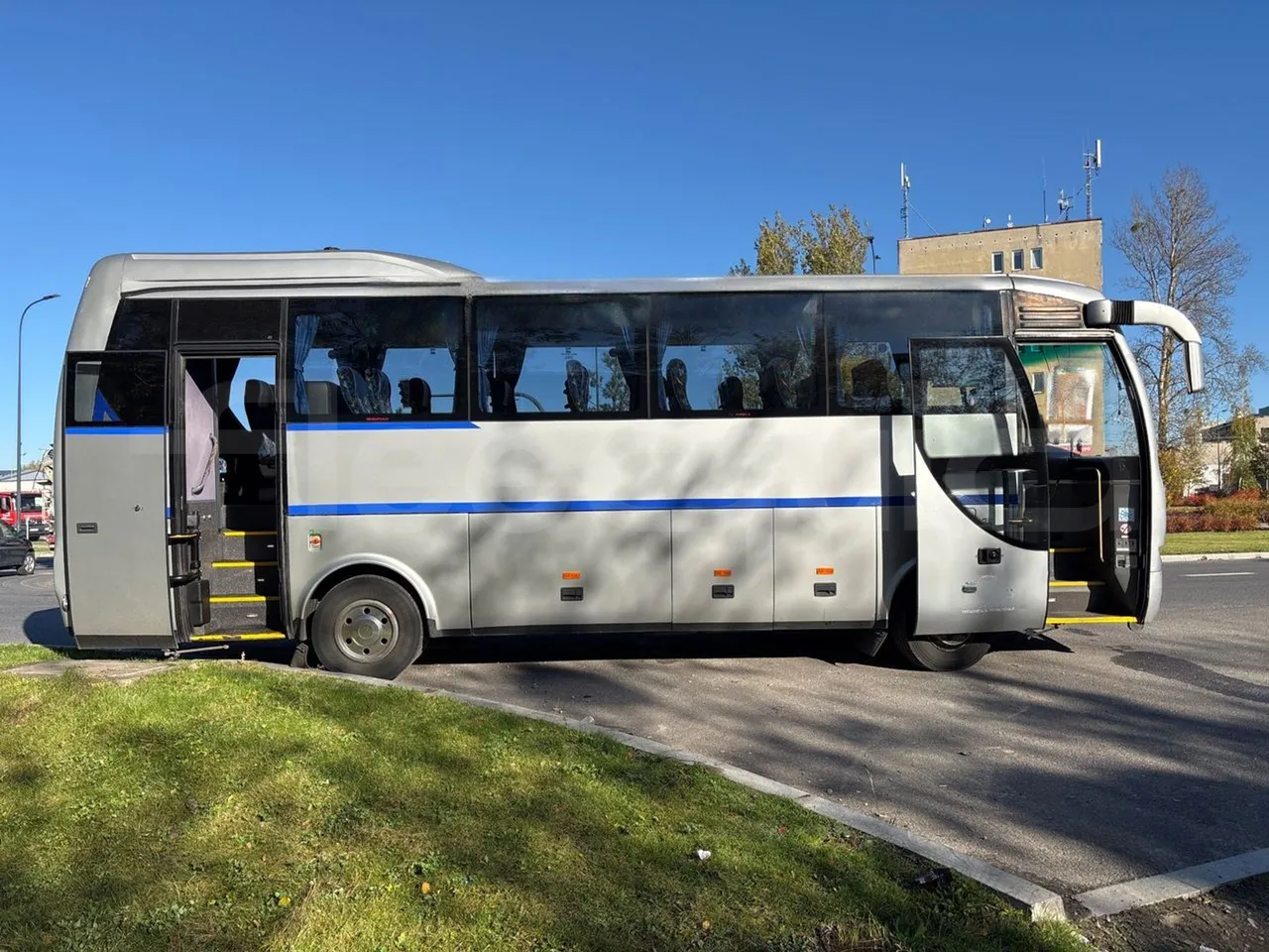 Temsa Opalin BGI9-EURO4-206kwH-8,4m - right side doors open