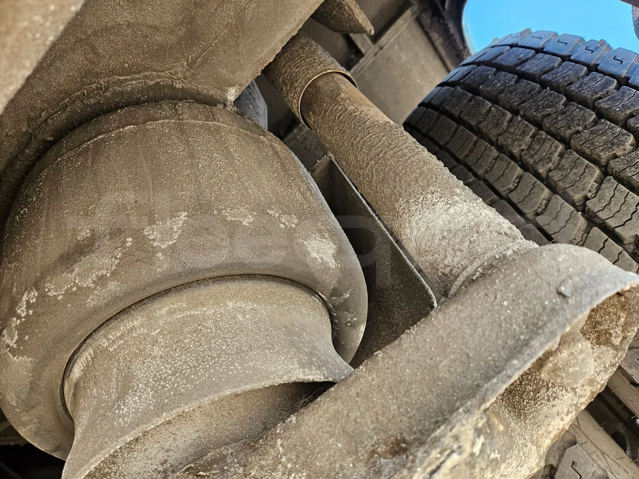 Setra S416 GT-HD/2 - EUR5 - 315kW - 13.020m - axel 2 air springs 1 left