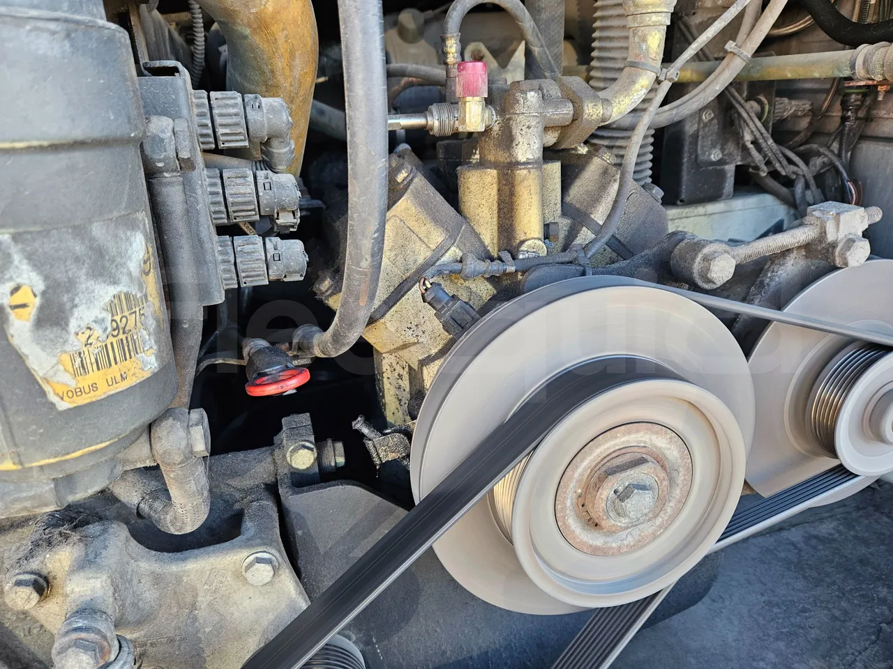 Setra S416 GT-HD/2 - EUR5 - 315kW - 13.020m - air conditioning compressor