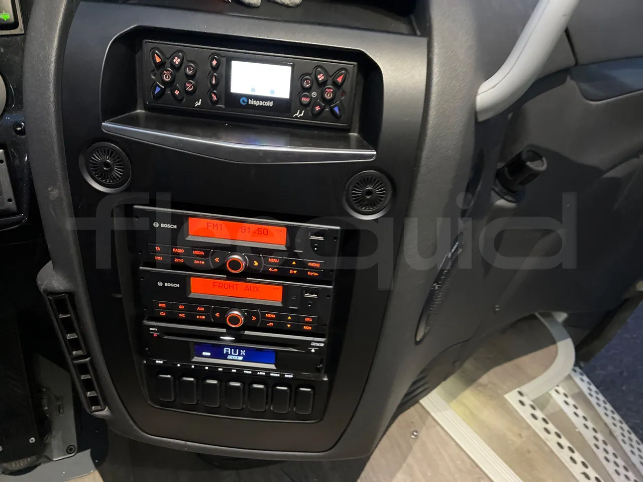 Irizar i6 I6S 13.35 - Euro 6 - 300kW - 12.920 mt - radio accessories photo