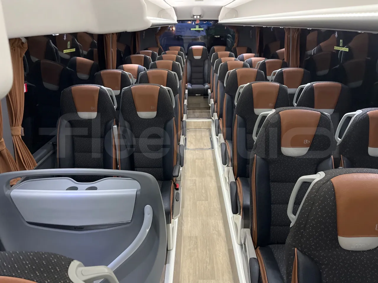 Irizar i6 I6S 13.35 - Euro 6 - 300kW - 12.920 mt - reverse view middle aisle