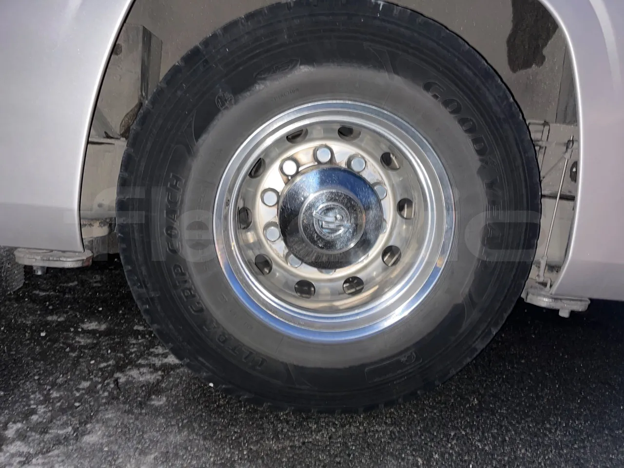 Irizar i6 I6S 13.35 - Euro 6 - 300kW - 12.920 mt - tread condition front tires left