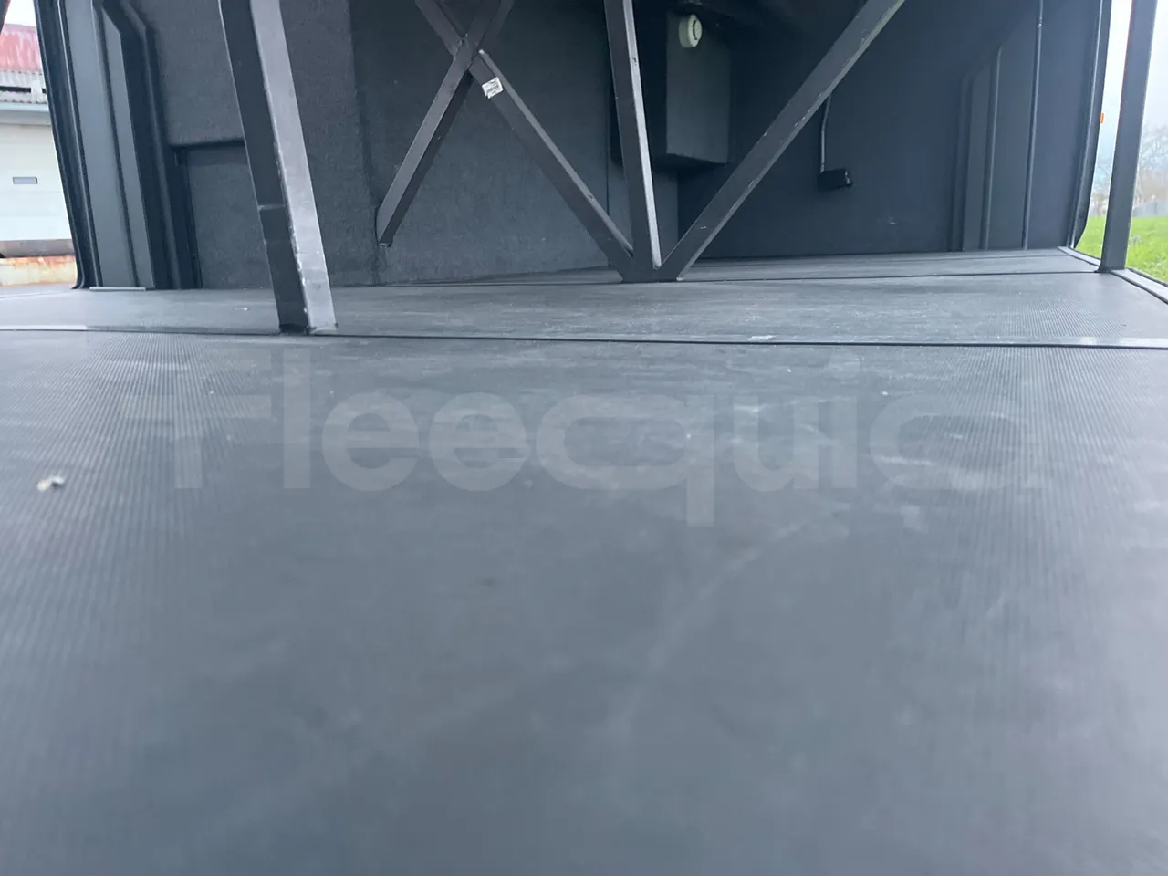 Irizar i6 I6S 13.35 - Euro 6 - 300kW - 12.920 mt - under carpet photo