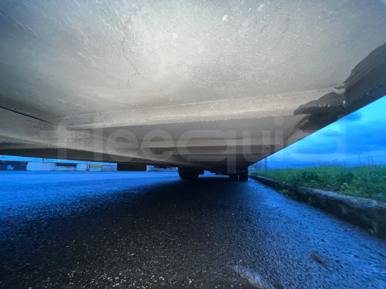 Irizar i6 I6S 13.35 - Euro 6 - 300kW - 12.920 mt - central undercarriage photo