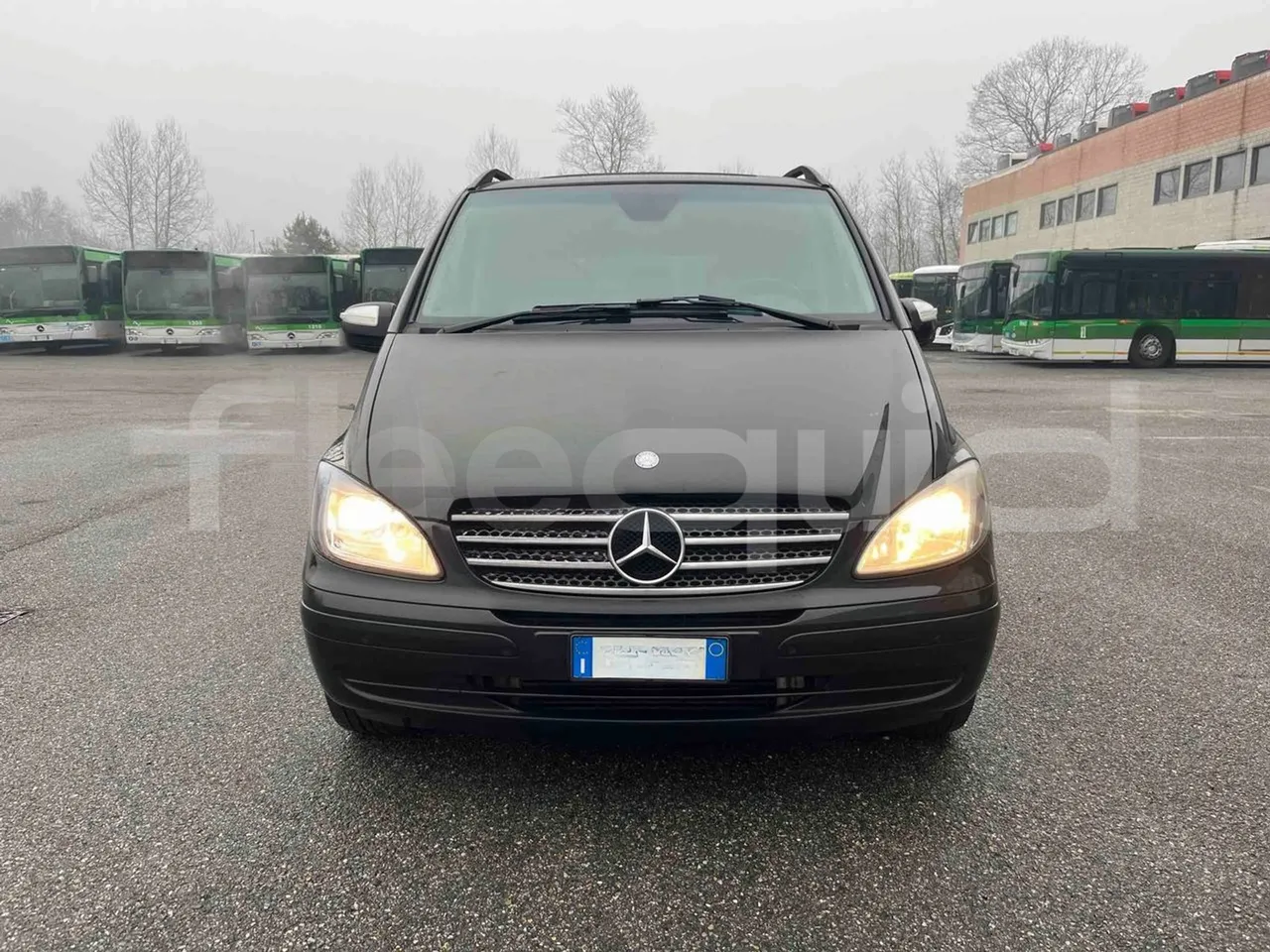 Mercedes-Benz Viano CDI 2.2 - Euro4 - 110kW - 4.993mt - front photo