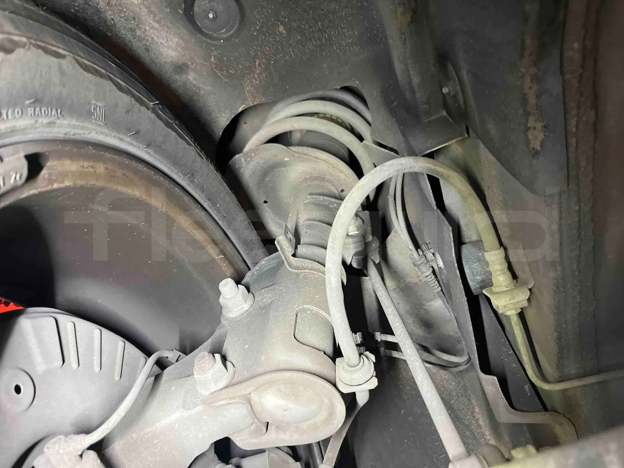 Mercedes-Benz Viano CDI 2.2 - Euro4 - 110kW - 4.993mt - axle 3 air springs 1 left