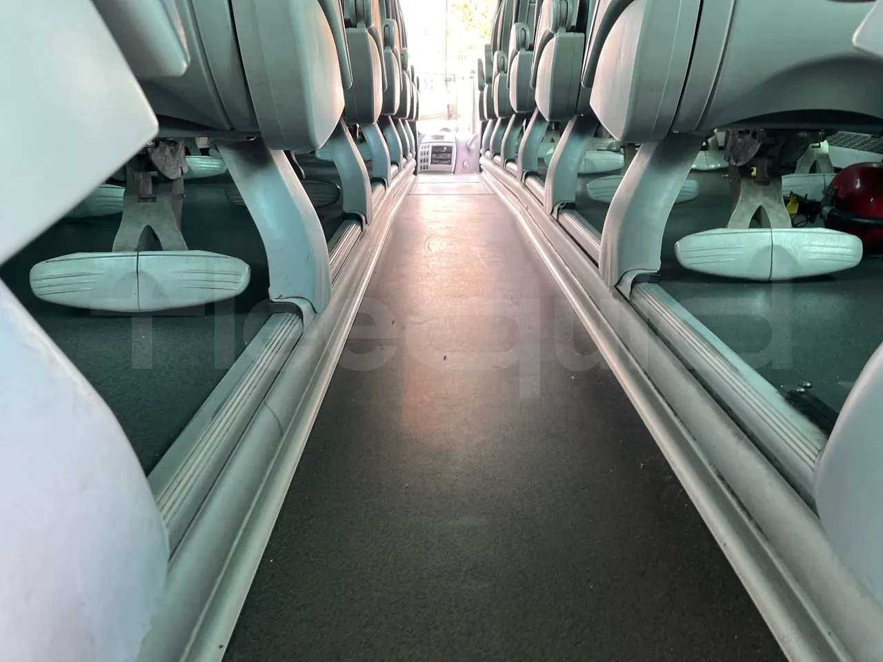 Iveco 397E 397E12.45 - Euro 4 - 331 kW - 12.920 mt - seat brackets photo