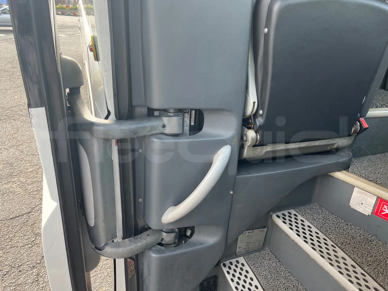 Iveco 397E 397E12.45 - Euro 4 - 331 kW - 12.920 mt - door mechanism photo