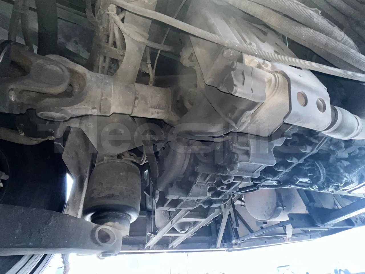 Iveco 397E 397E12.45 - Euro 4 - 331 kW - 12.920 mt - driveshaft photo