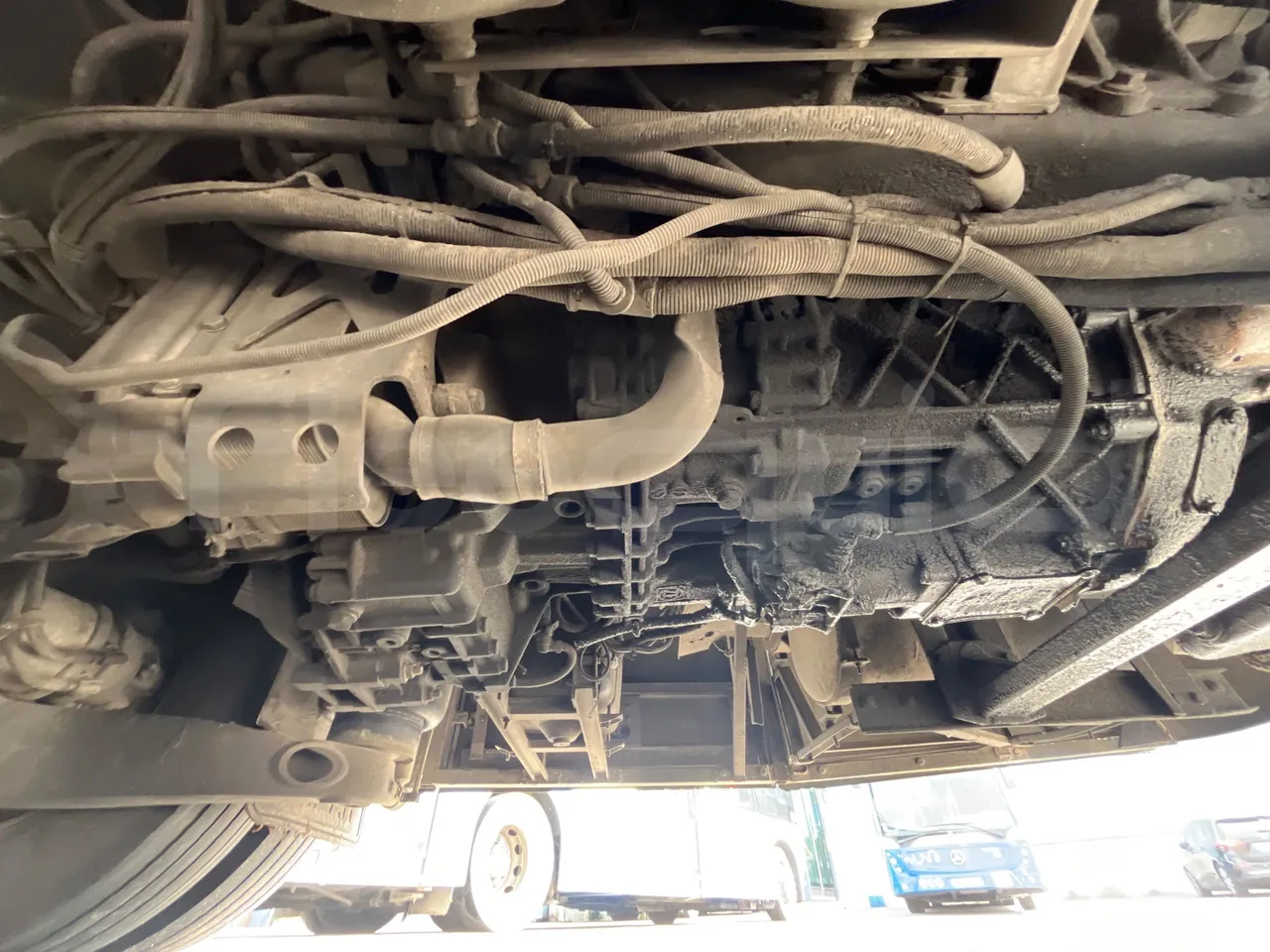 Iveco 397E 397E12.45 - Euro 4 - 331 kW - 12.920 mt - gearbox photo