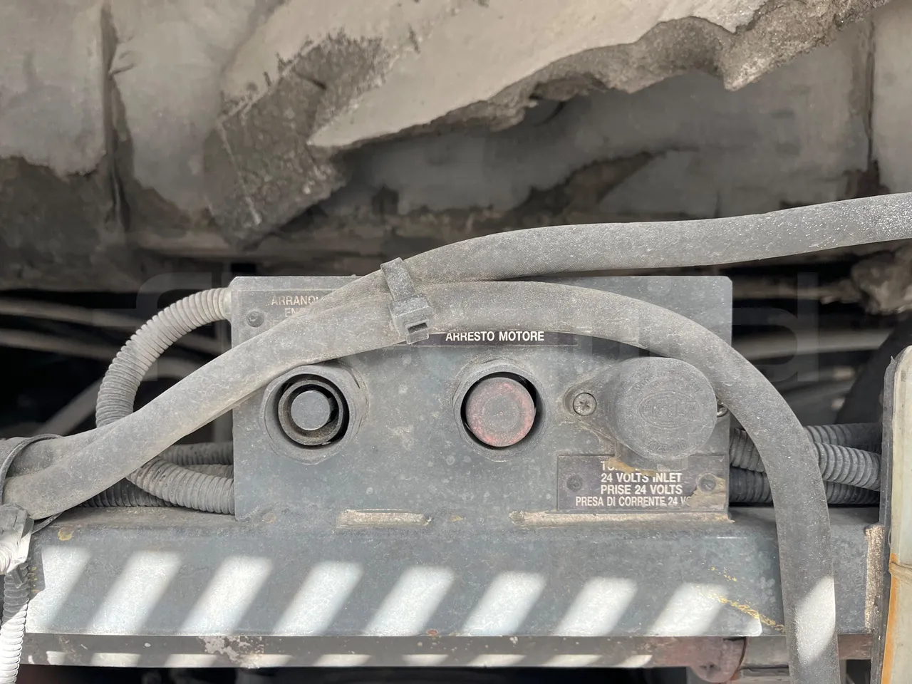 Iveco 397E 397E12.45 - Euro 4 - 331 kW - 12.920 mt - preheater webasto photo