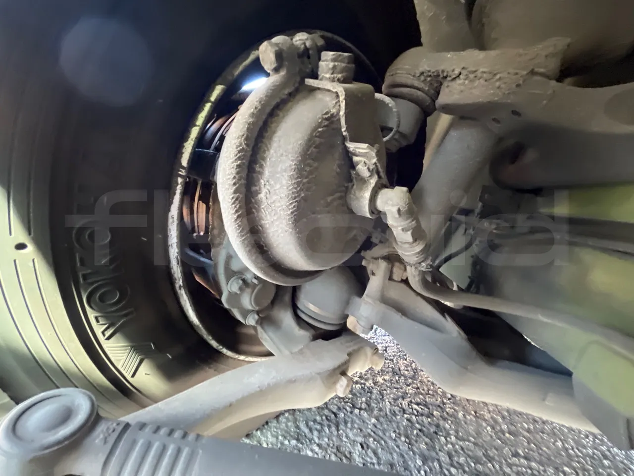 Iveco Crossway CBLE4/00 - EUR6 - 265kW - 12.965m - front brake calipers right