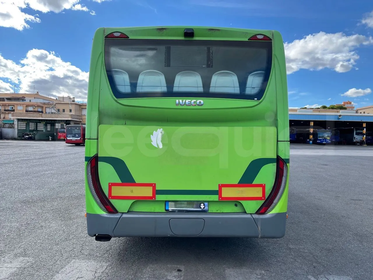 Iveco Crossway CBLE4/00 - EUR6 - 265kW - 12.965m - rear hatch closed