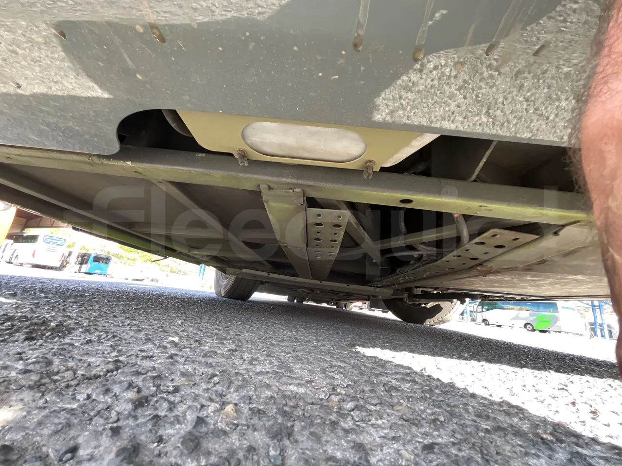 Iveco Crossway CBLE4/00 - EUR6 - 265kW - 12.965m - front undercarriage from front
