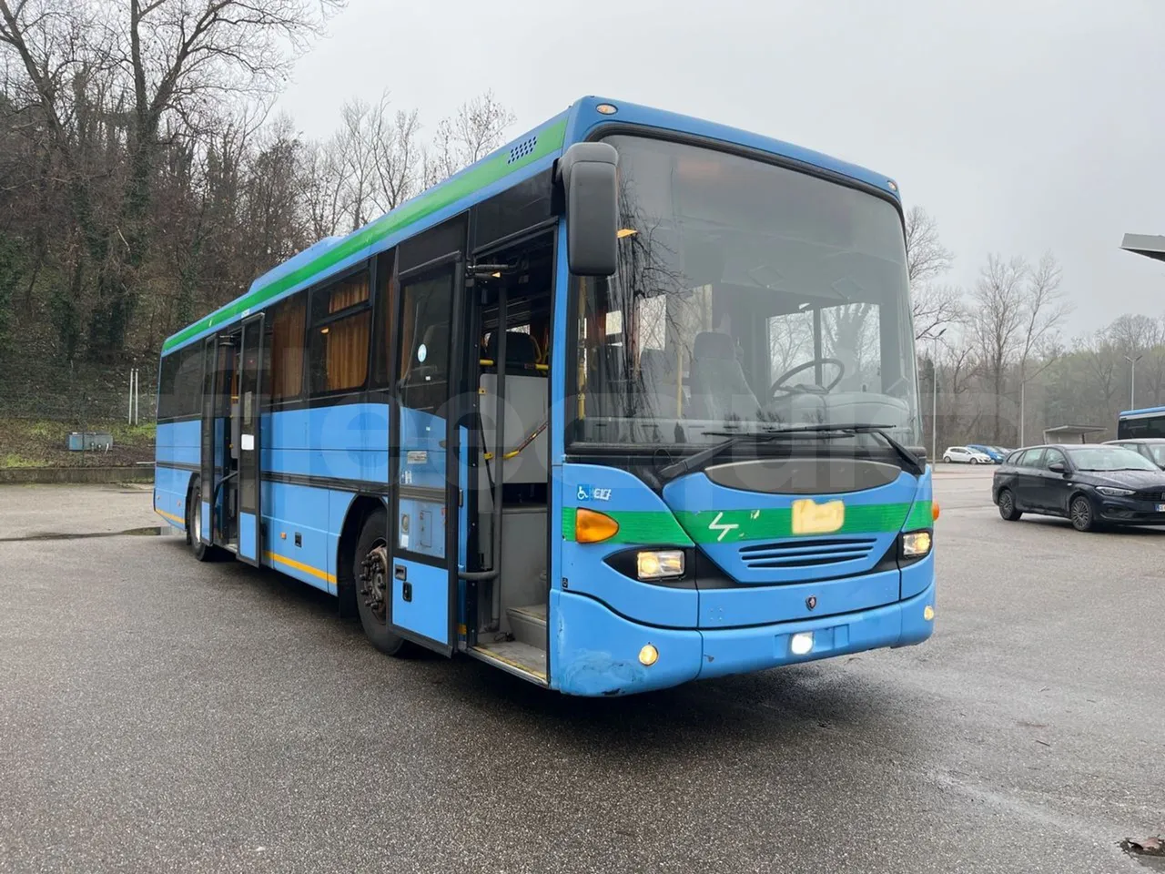 Scania Omniline IL94IB - Euro3 - 221kW - 12mt - 3/4 right front doors open