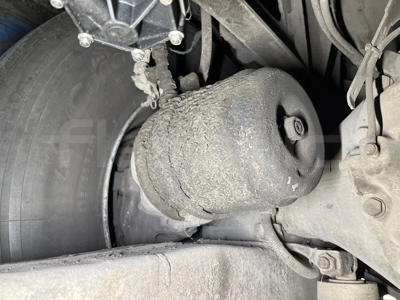 Mercedes-Benz Integro E5 4 - Euro5 - 220kW - 12.140mt - axle 2 caliper brakes left