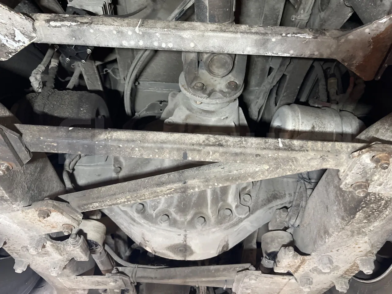 Mercedes-Benz Integro E5 4 - Euro5 - 220kW - 12.140mt - driveshaft photo