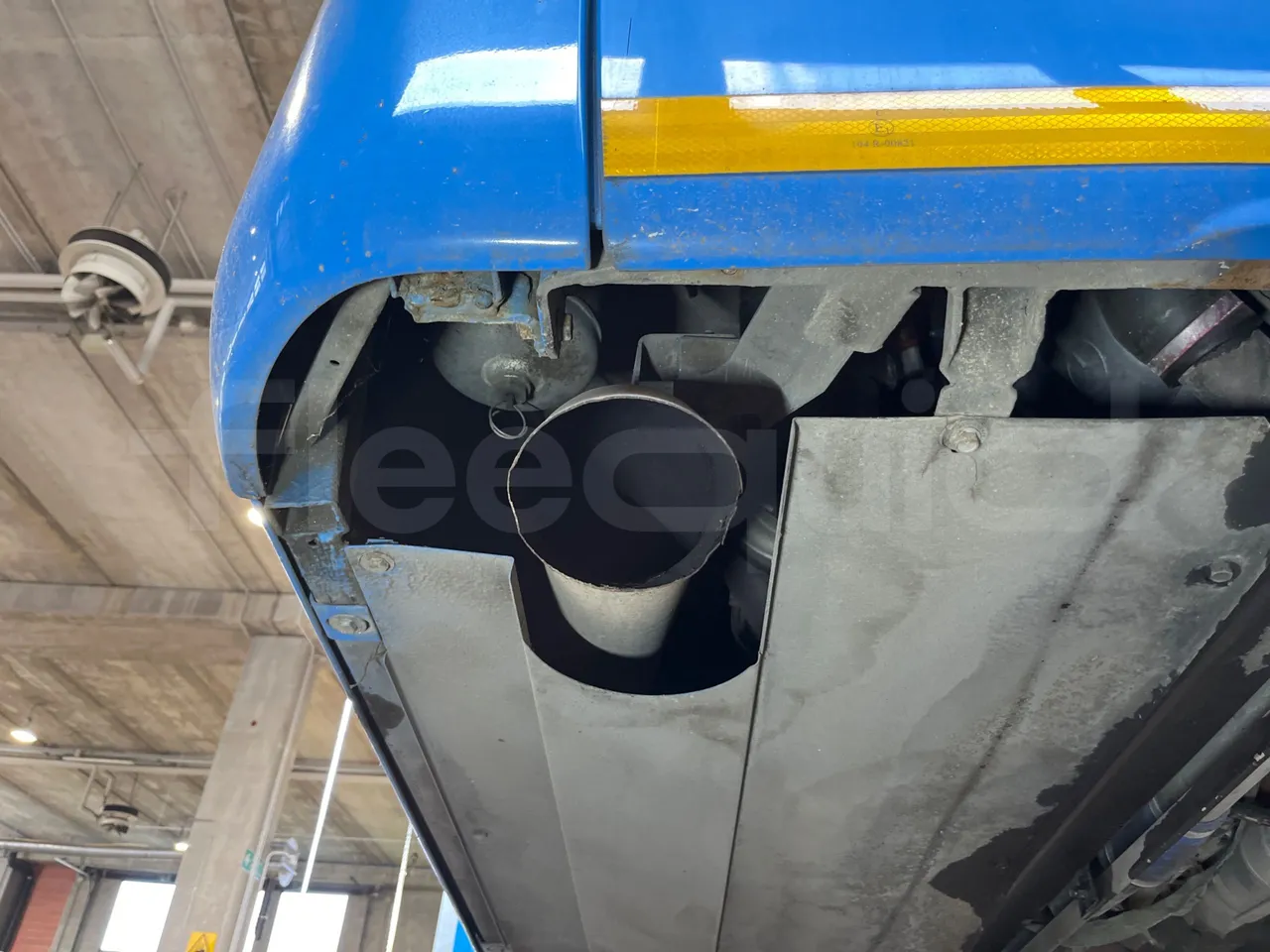 Mercedes-Benz Integro E5 4 - Euro5 - 220kW - 12.140mt - exhaust photo