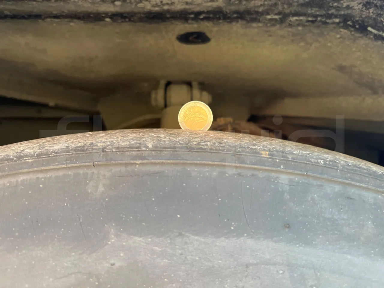 Mercedes-Benz Integro E5 4 - Euro5 - 220kW - 12.140mt - rear left tire photo