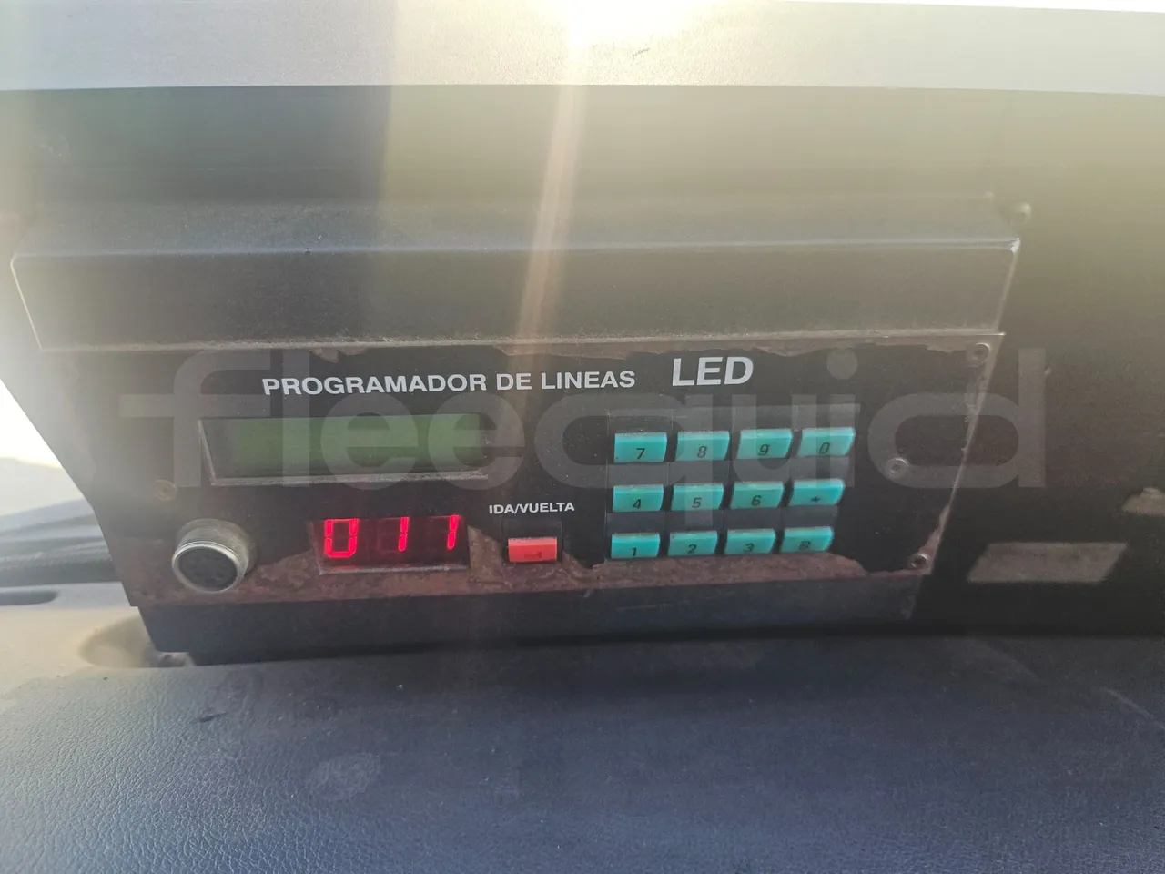 Volvo B12B 6X2 - EUR4 - 338kW -14.995m - command unit indicators