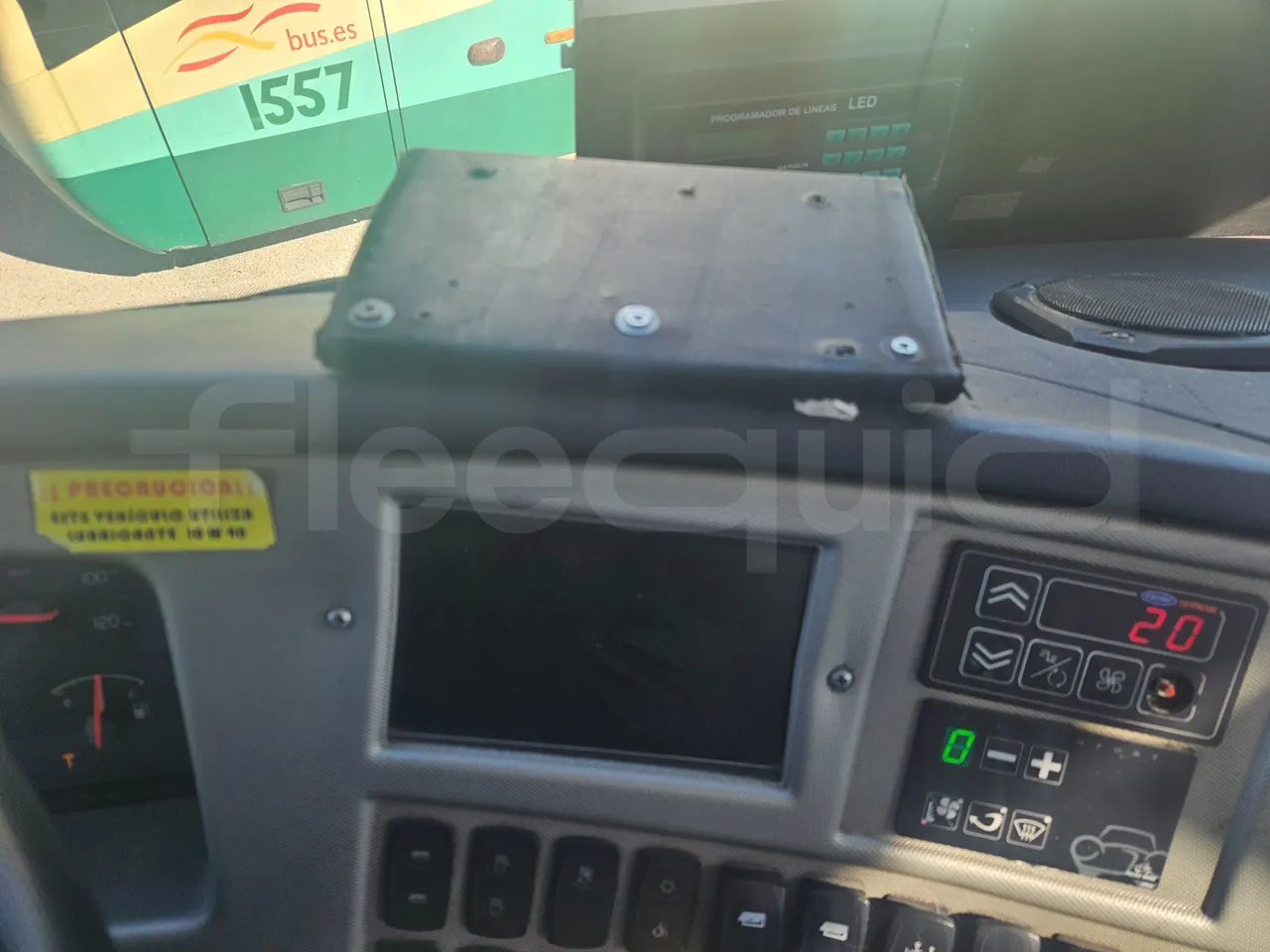 Volvo B12B 6X2 - EUR4 - 338kW -14.995m - onboard devices 1