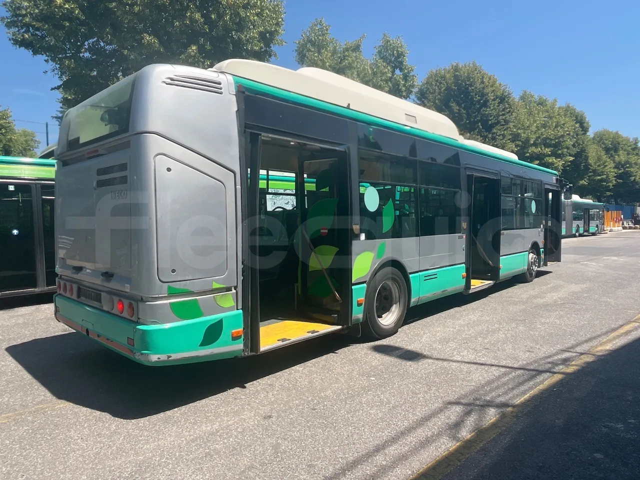 Iveco Citelis - 3/4 right rear doors open