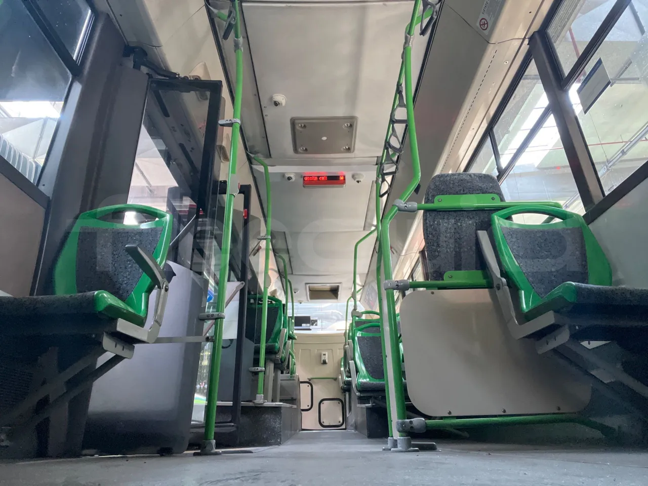 Iveco Citelis - seat brackets photo