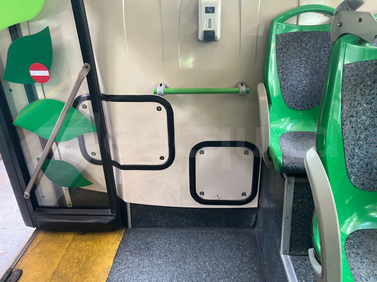 Iveco Citelis - floor hatches photo