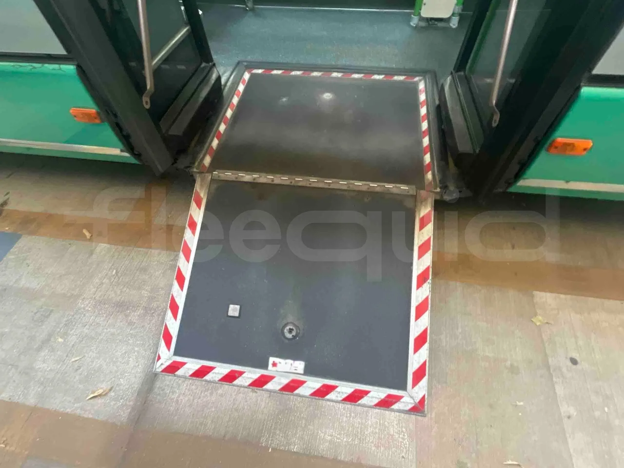 Iveco Citelis - platform open photo