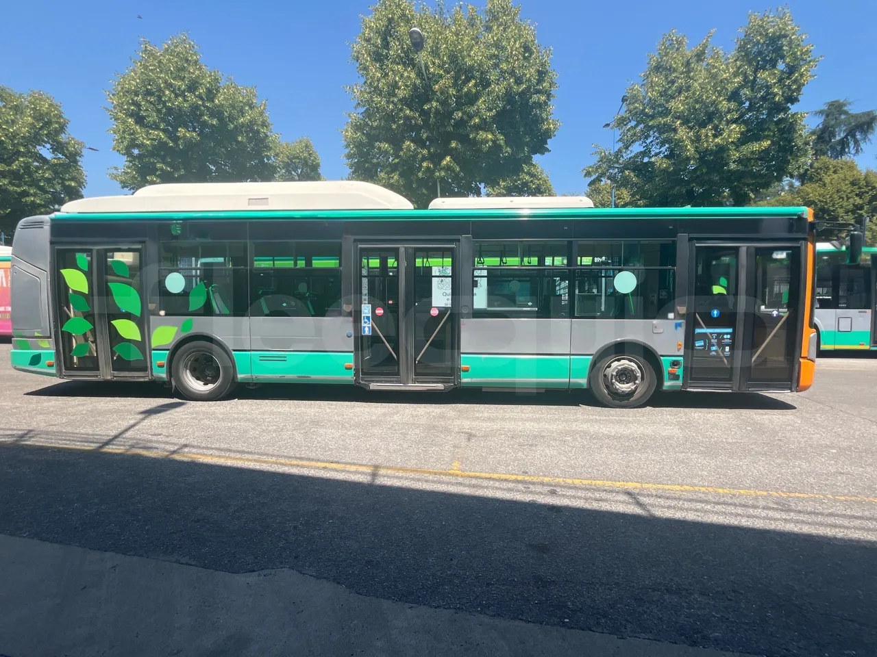 Iveco Citelis - right side doors closed